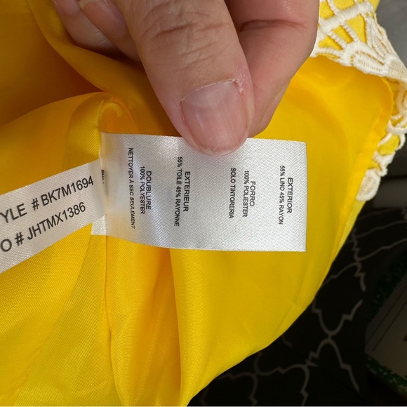 Jessica J Howard Yellow & White Crochet Front Shift Dress – Size 8 - Picture 5 of 6